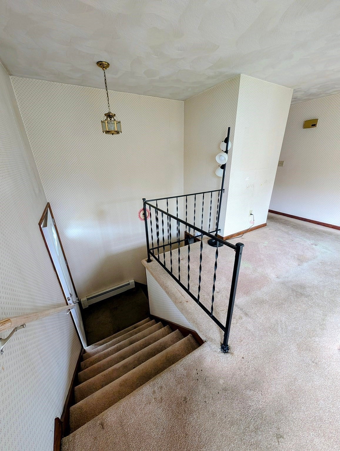 139 Charlton St, Oxford, MA Photo #21