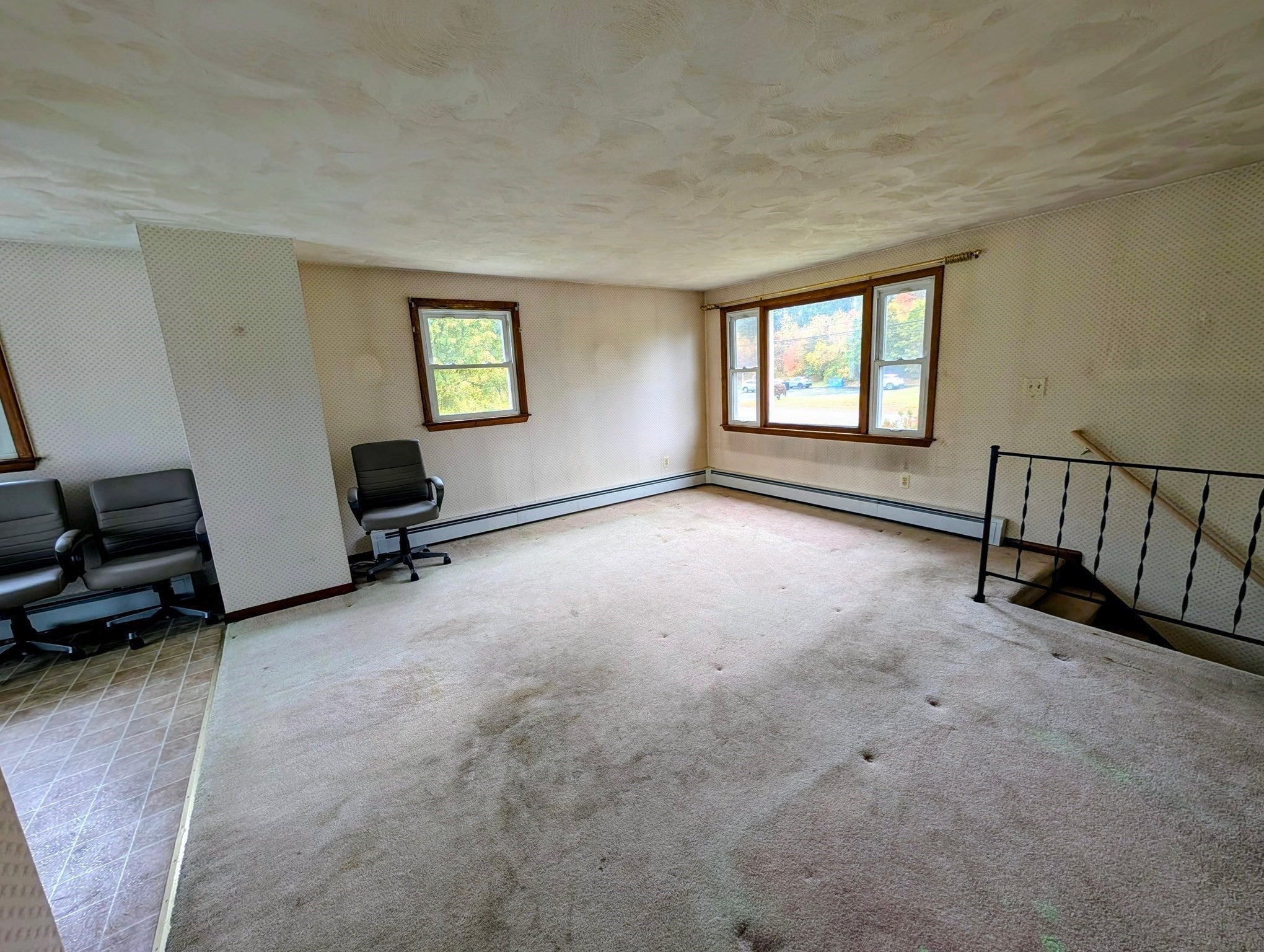 139 Charlton St, Oxford, MA Photo #18