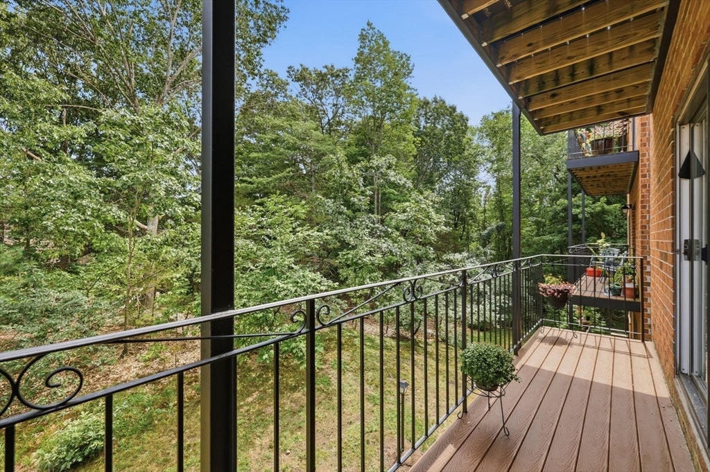 181 Littleton Rd 212