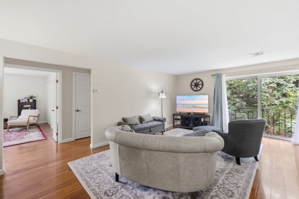 181 Littleton Rd #212, Chelmsford, MA, 181 Littleton Rd #212, Chelmsford, MA Photo #15