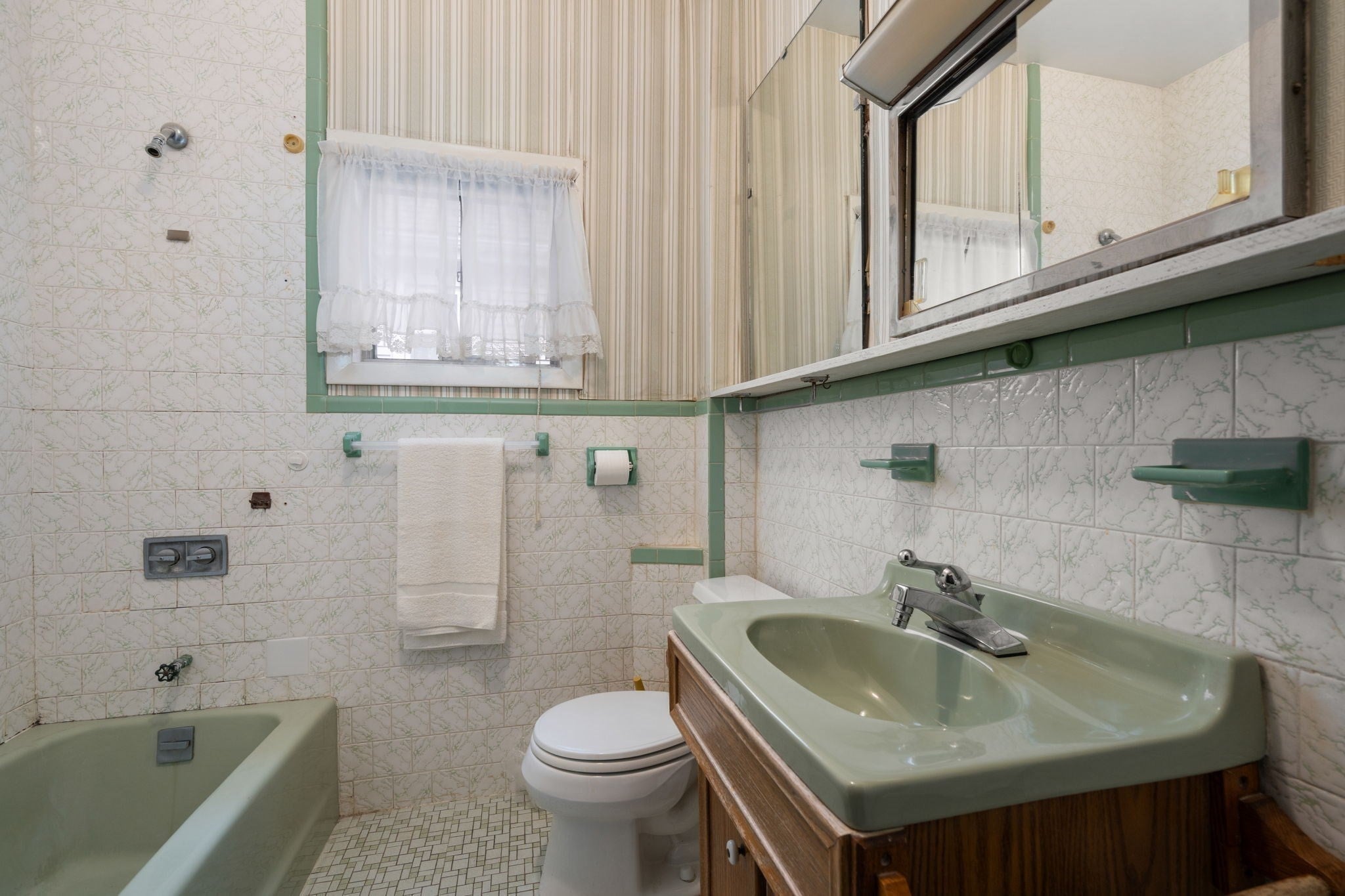 42 Bigelow St, Boston, MA, 42 Bigelow St, Boston, MA Photo #29
