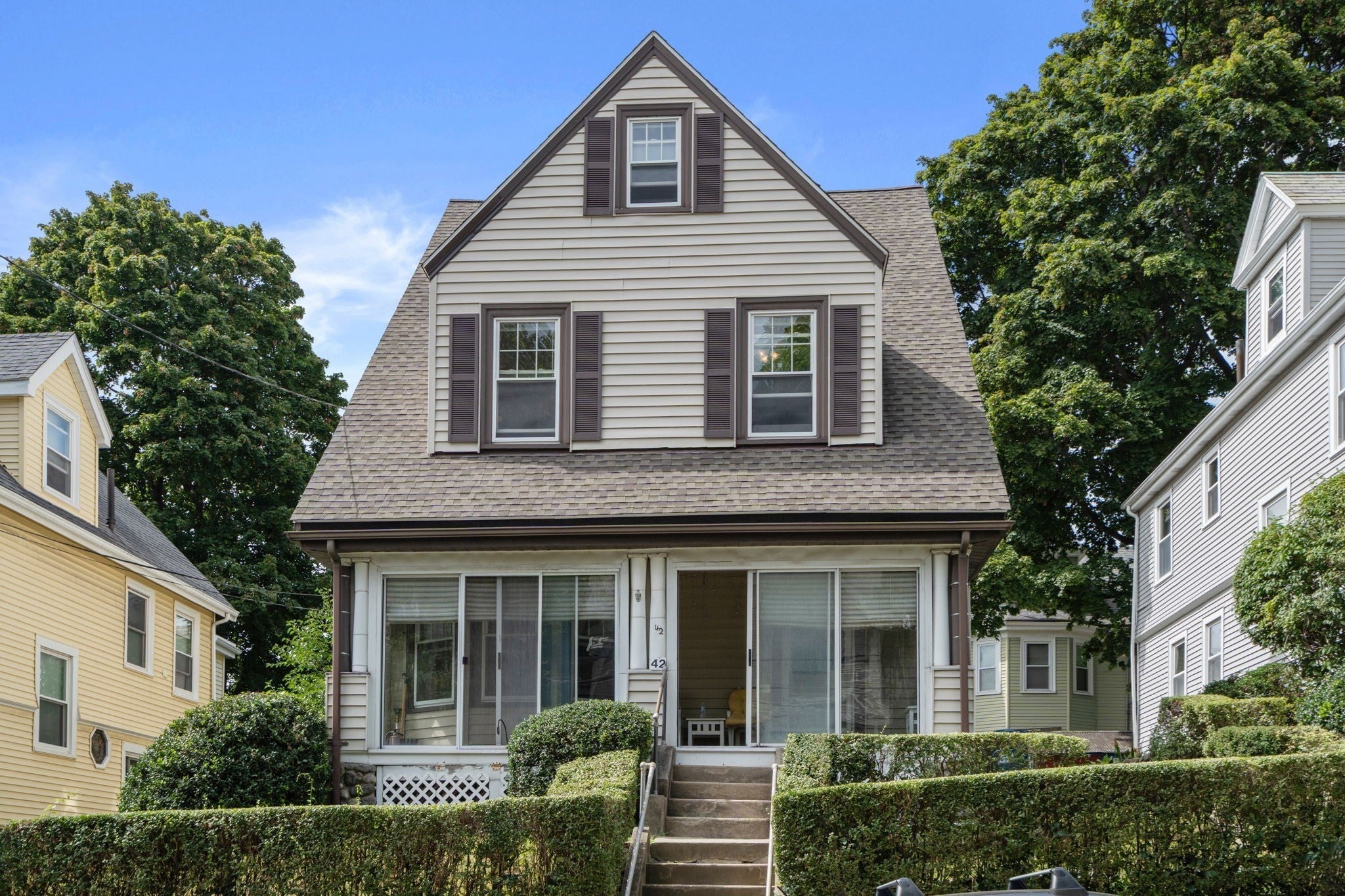 Photo of 42 Bigelow St, Boston, MA