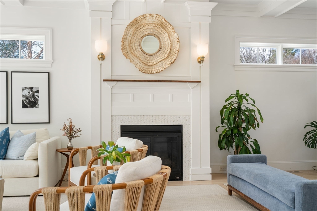 11 Fisher Ave