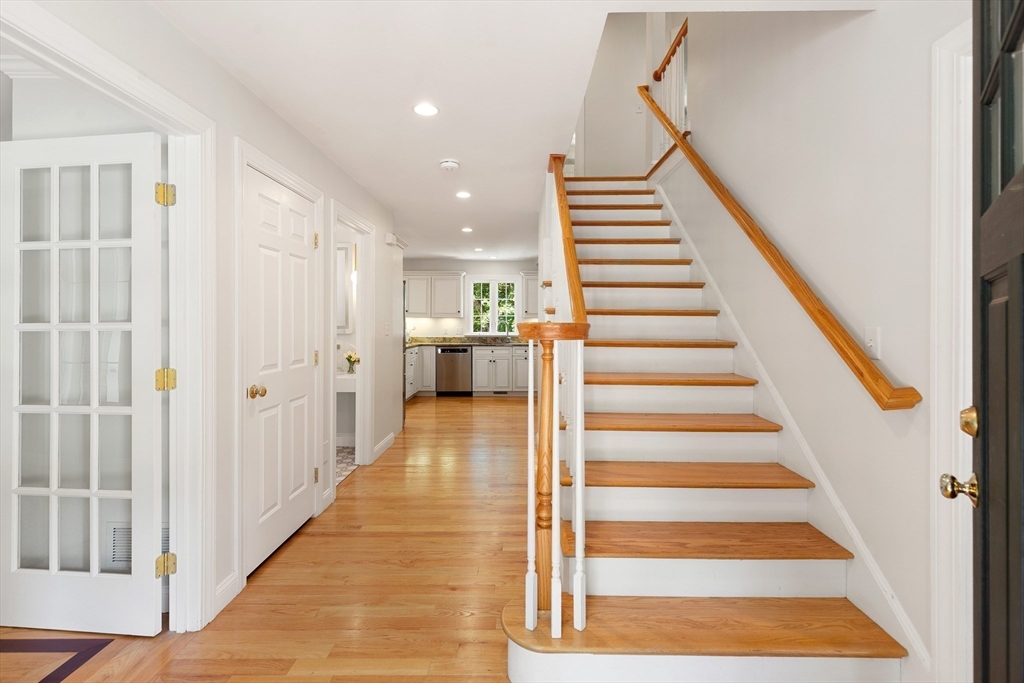 25 Richard Rd