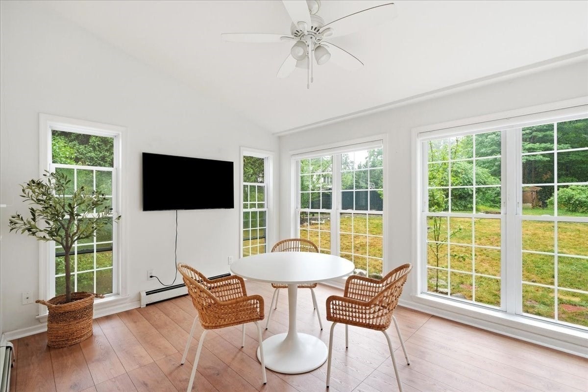 94 High St, Hingham, MA Photo #10
