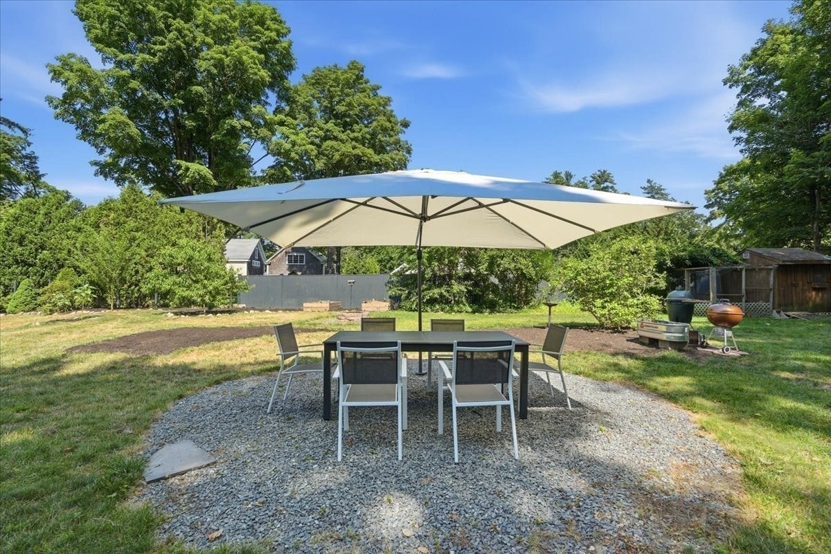 94 High St, Hingham, MA Photo #26
