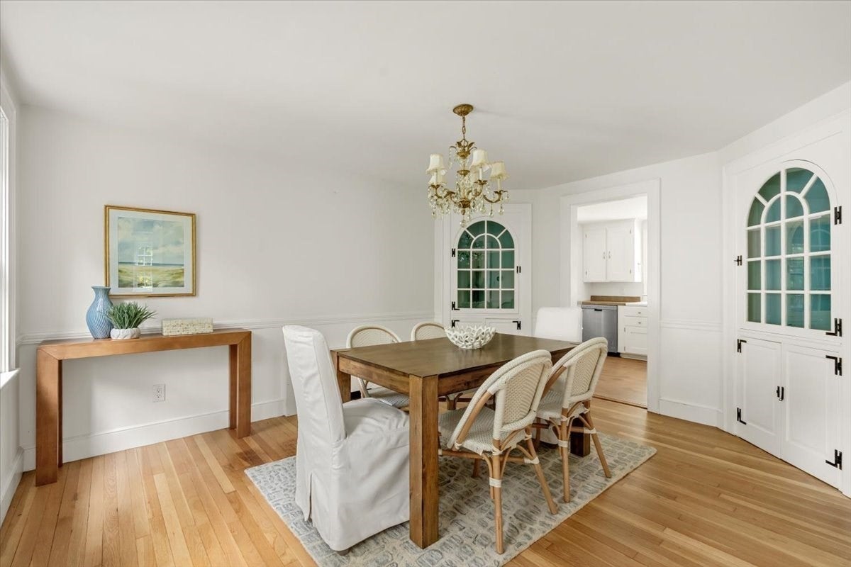 94 High St, Hingham, MA Photo #9