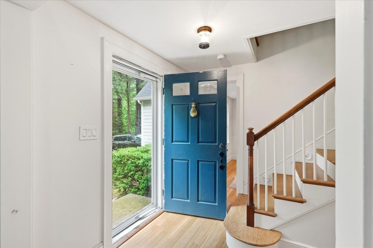 94 High St, Hingham, MA Photo #15