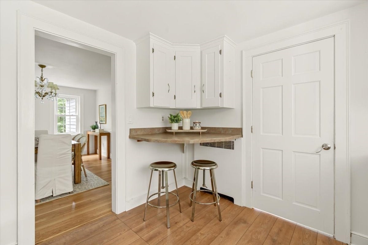94 High St, Hingham, MA Photo #7