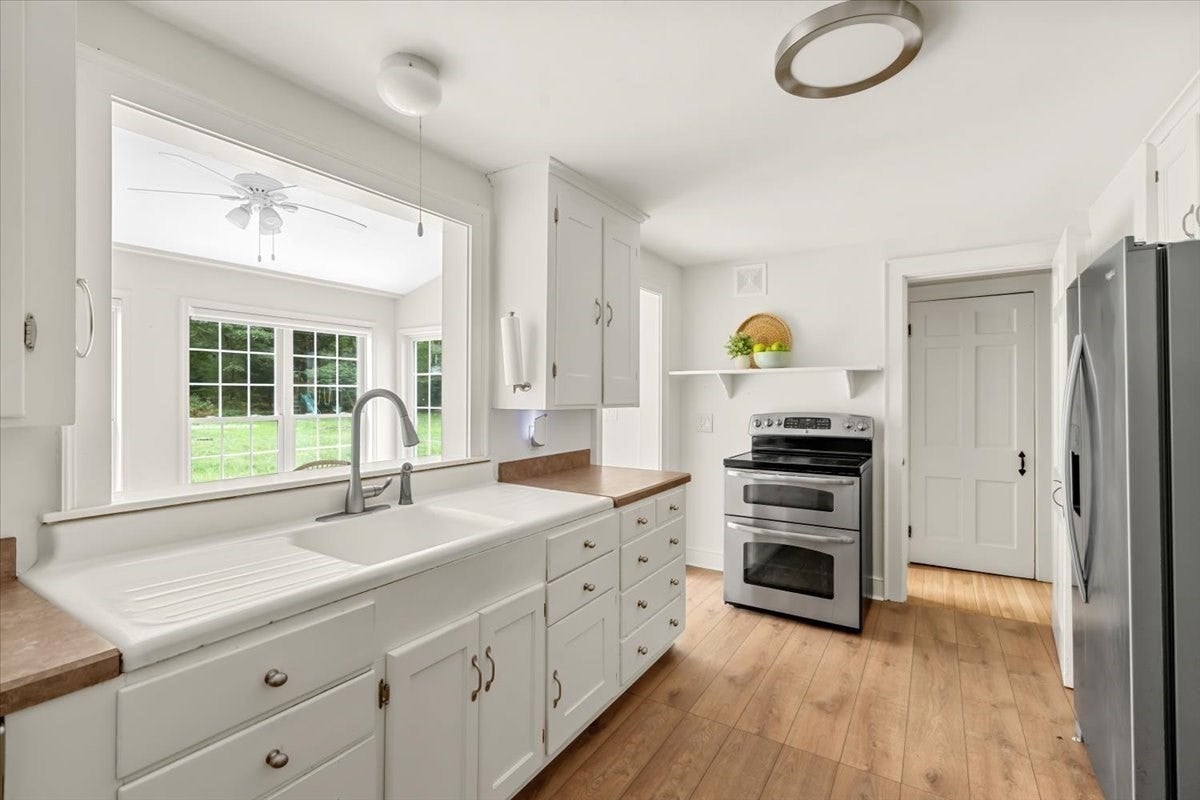 94 High St, Hingham, MA Photo #6