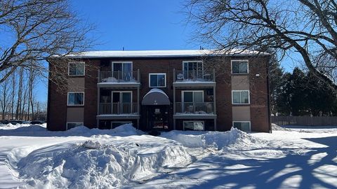 Photo of 328 Greenwood St #C- 1, Worcester, MA 01607 (MLS # 73476381)