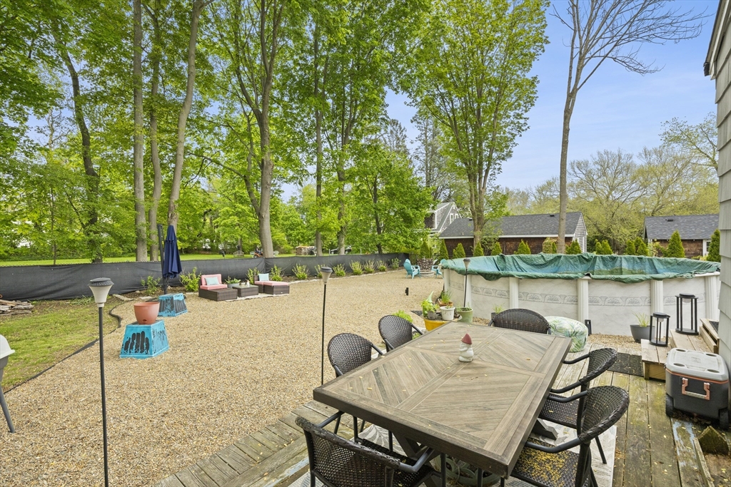 194 Grove Ave, Somerset, MA Photo #4