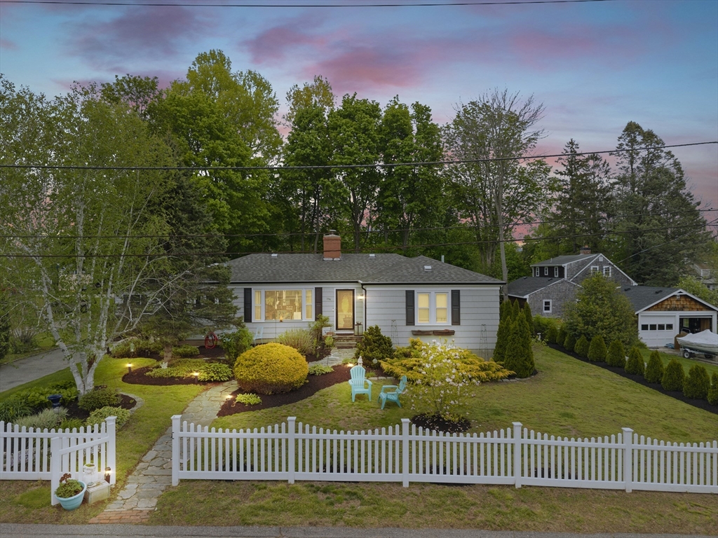 194 Grove Ave, Somerset, MA Photo #41