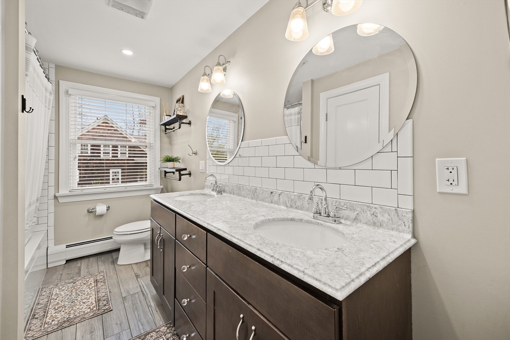 194 Grove Ave, Somerset, MA Photo #18