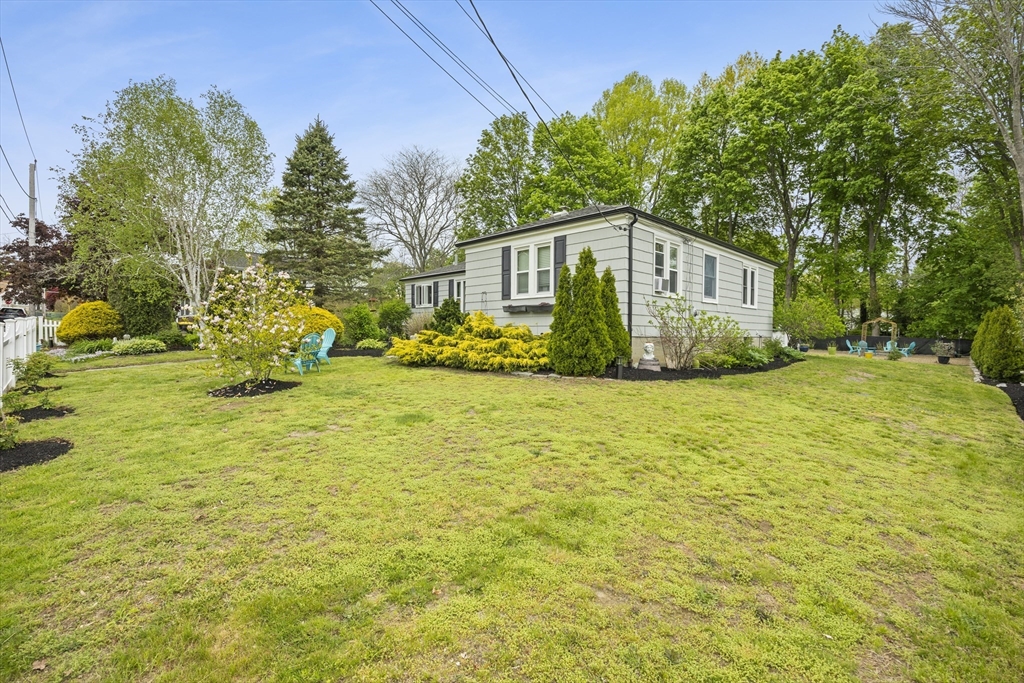 194 Grove Ave, Somerset, MA Photo #2
