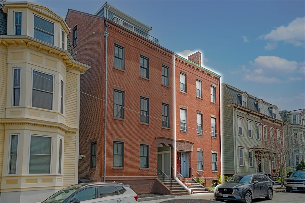 10 Gates St
