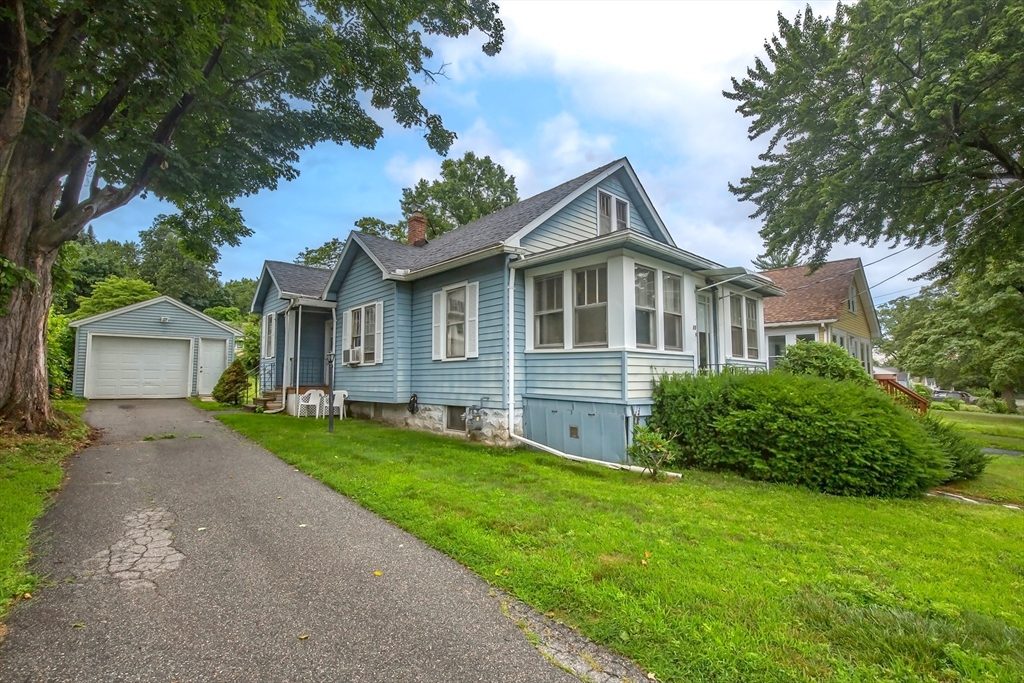 15 Oak St
