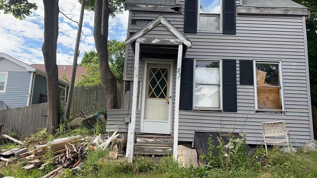 23 Island Ave