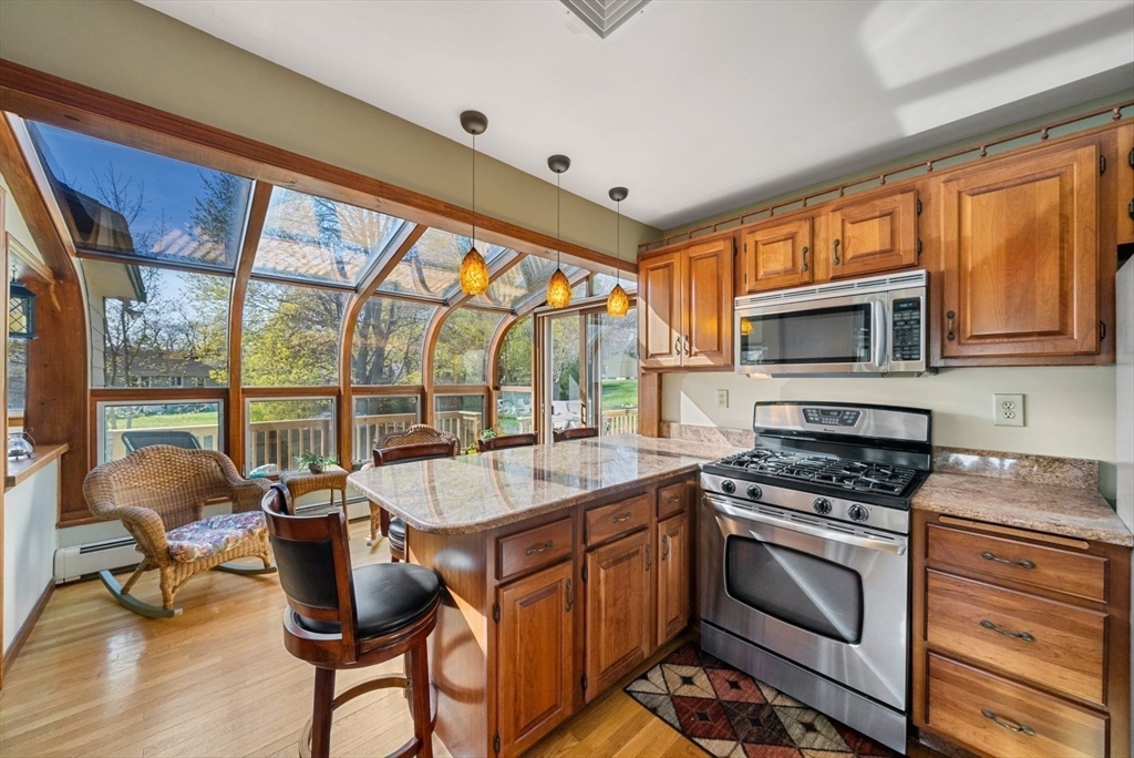 25 Old Farm Rd
