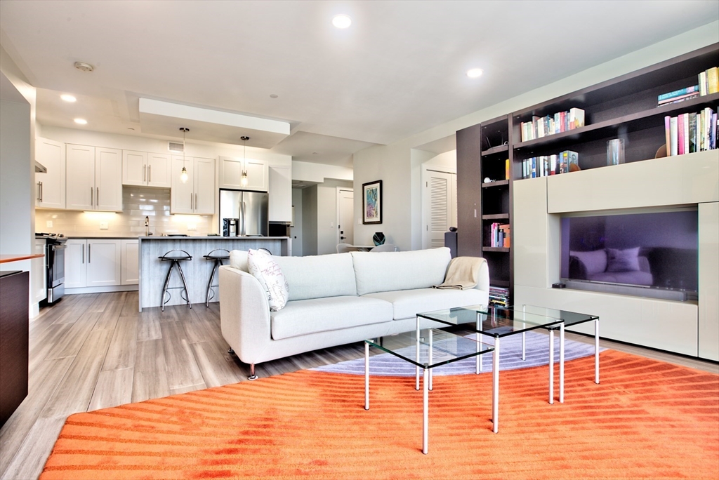 27 Jefferson St. 105