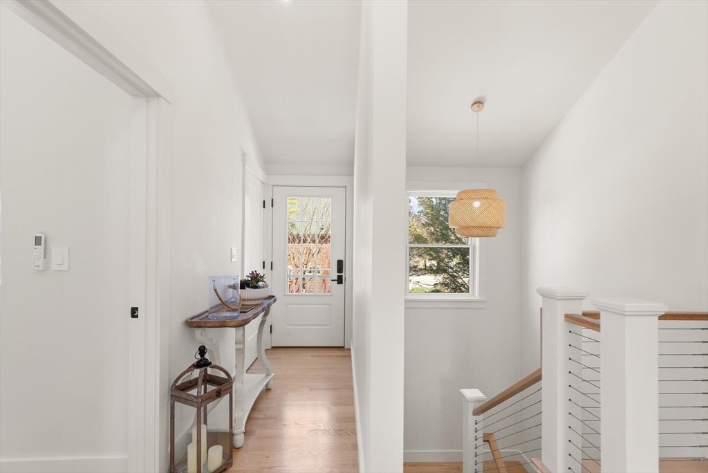 40 Thurston Point Road, Gloucester, MA, 40 Thurston Point Road, Gloucester, MA Photo #5