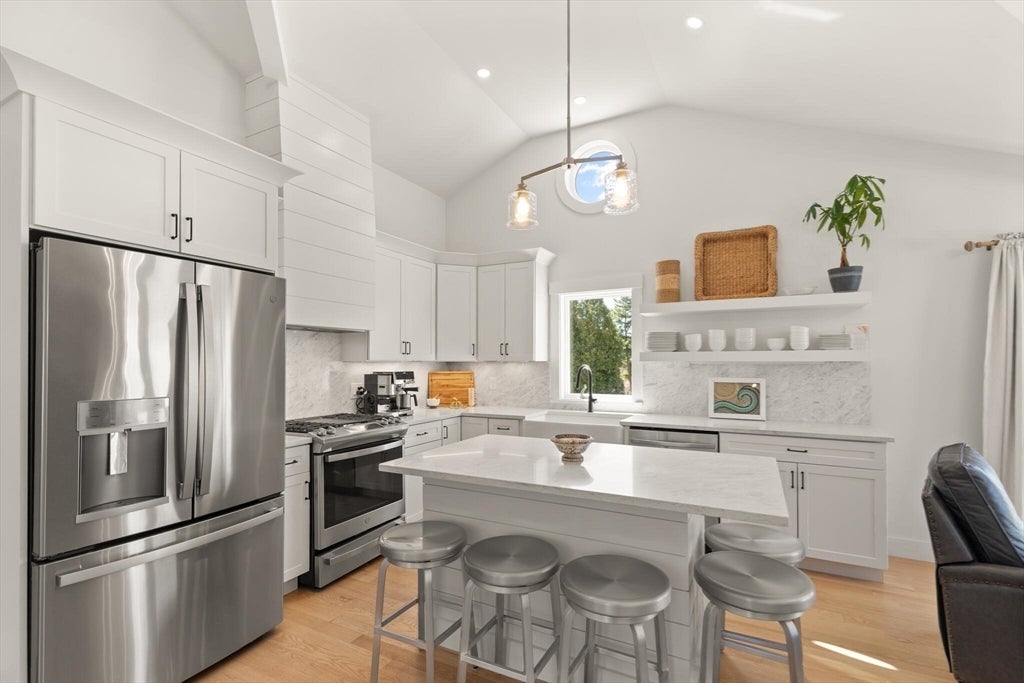40 Thurston Point Road, Gloucester, MA, 40 Thurston Point Road, Gloucester, MA Photo #15