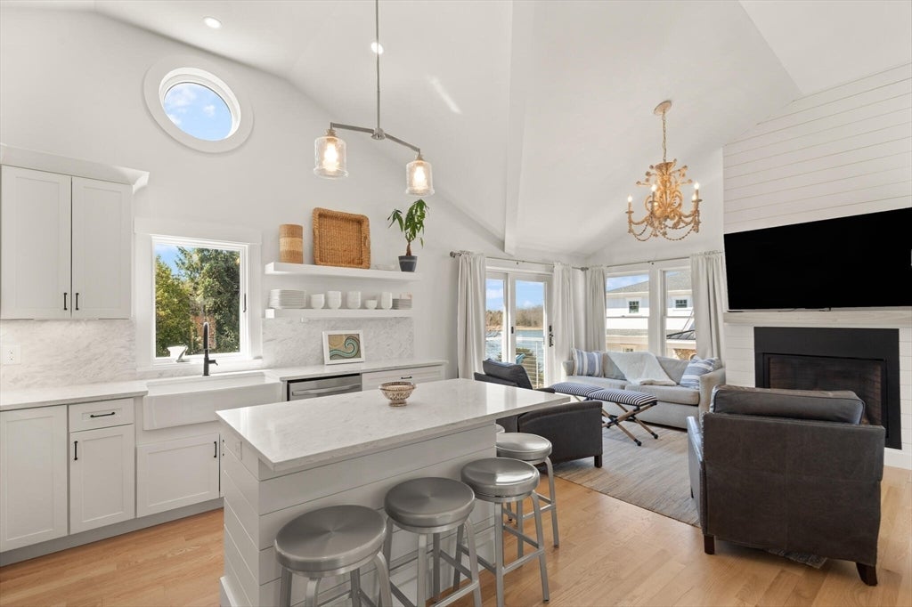 40 Thurston Point Road, Gloucester, MA, 40 Thurston Point Road, Gloucester, MA Photo #6