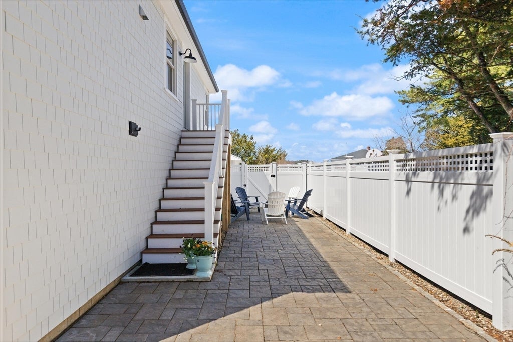 40 Thurston Point Road, Gloucester, MA, 40 Thurston Point Road, Gloucester, MA Photo #2