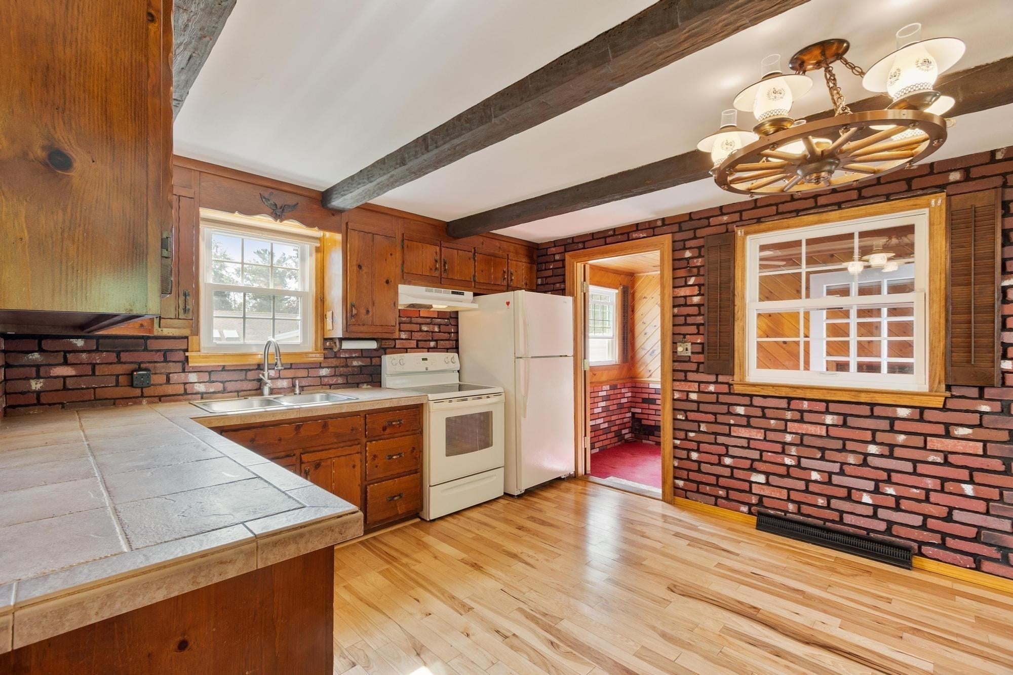 82 Russell St, Haverhill, MA Photo #10