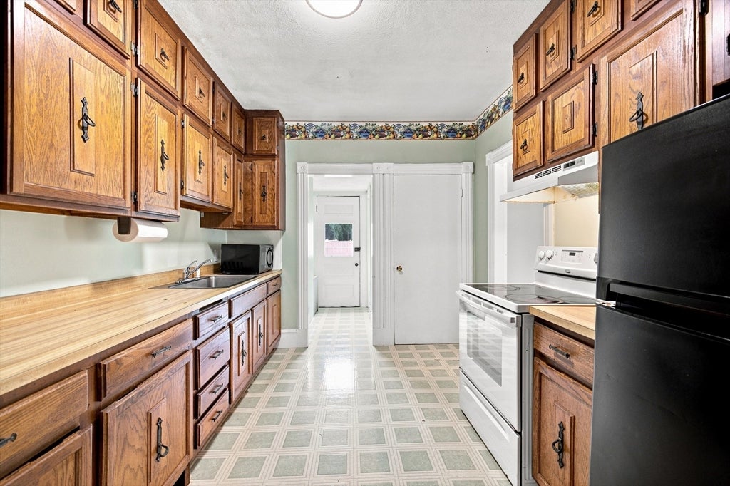 16 Lochwan Street #16, Winchester, MA, 16 Lochwan Street #16, Winchester, MA Photo #13