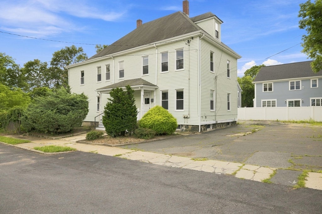 16 Lochwan Street #16, Winchester, MA, 16 Lochwan Street #16, Winchester, MA Photo #2