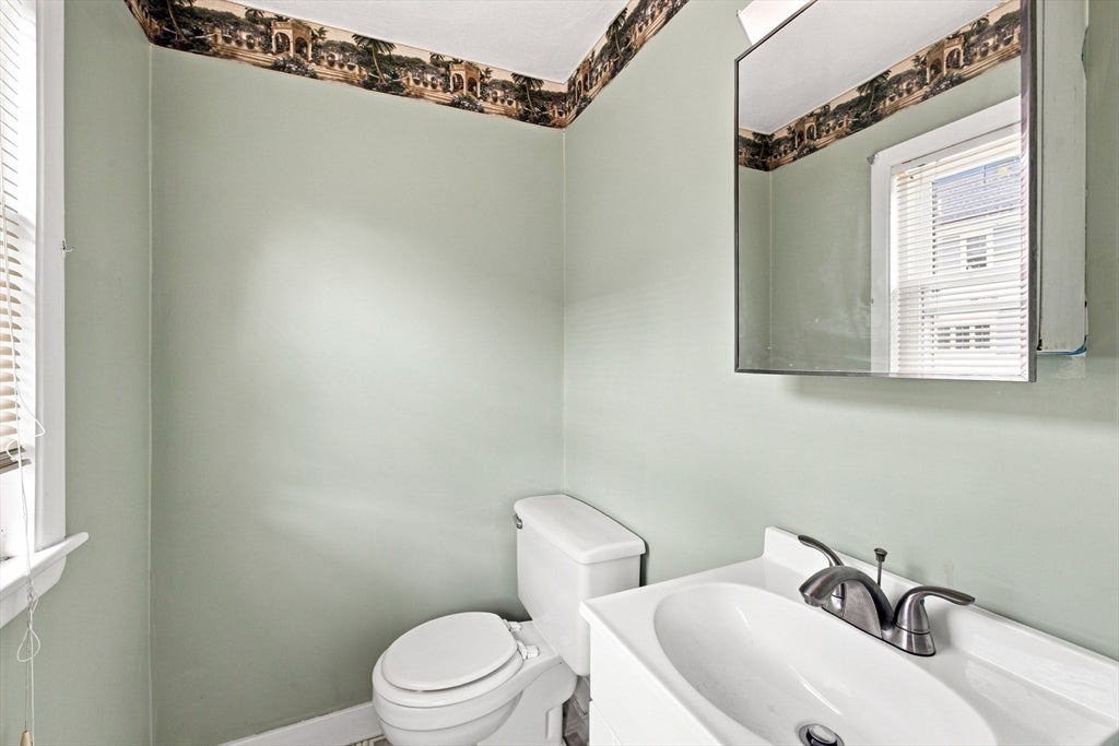 16 Lochwan Street #16, Winchester, MA, 16 Lochwan Street #16, Winchester, MA Photo #15