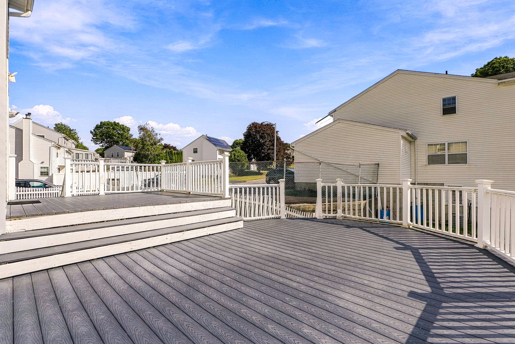 102 Sunderland Rd, Worcester, MA Photo #31
