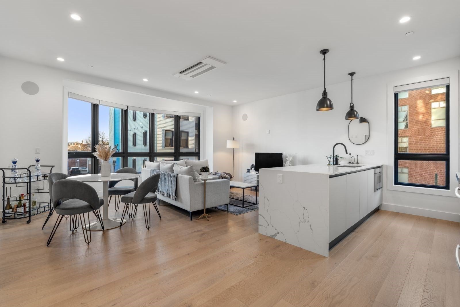 75 W Broadway 202