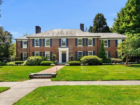 20 Foxcroft Road Winchester MA 01890