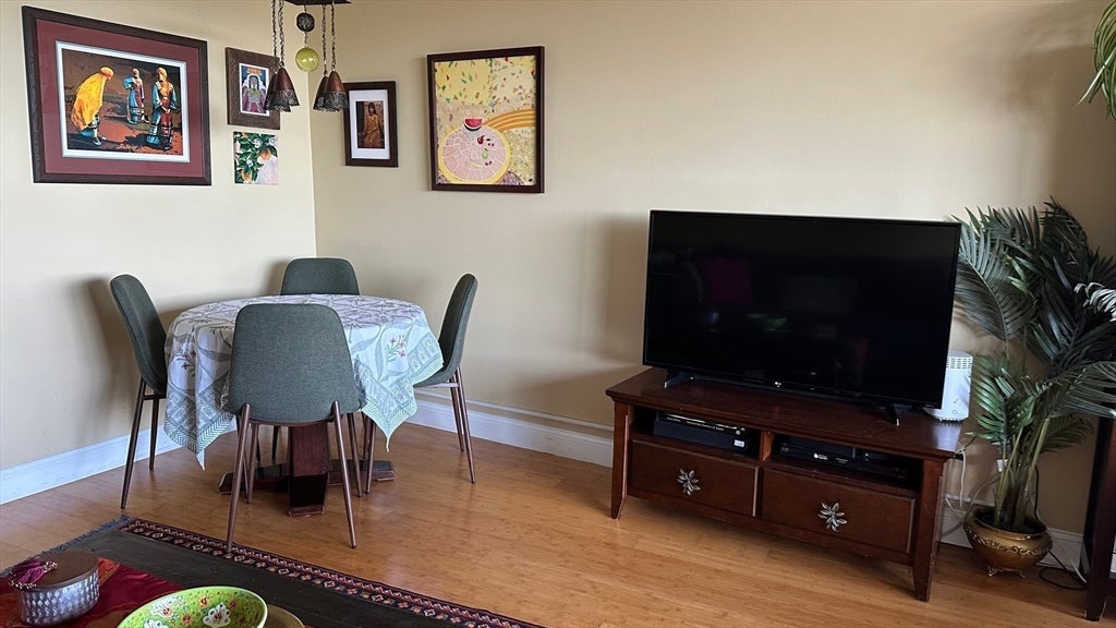 200 Swanton St #705, Winchester, MA, 200 Swanton St #705, Winchester, MA Photo #2