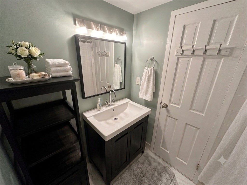 200 Swanton St #705, Winchester, MA, 200 Swanton St #705, Winchester, MA Photo #10