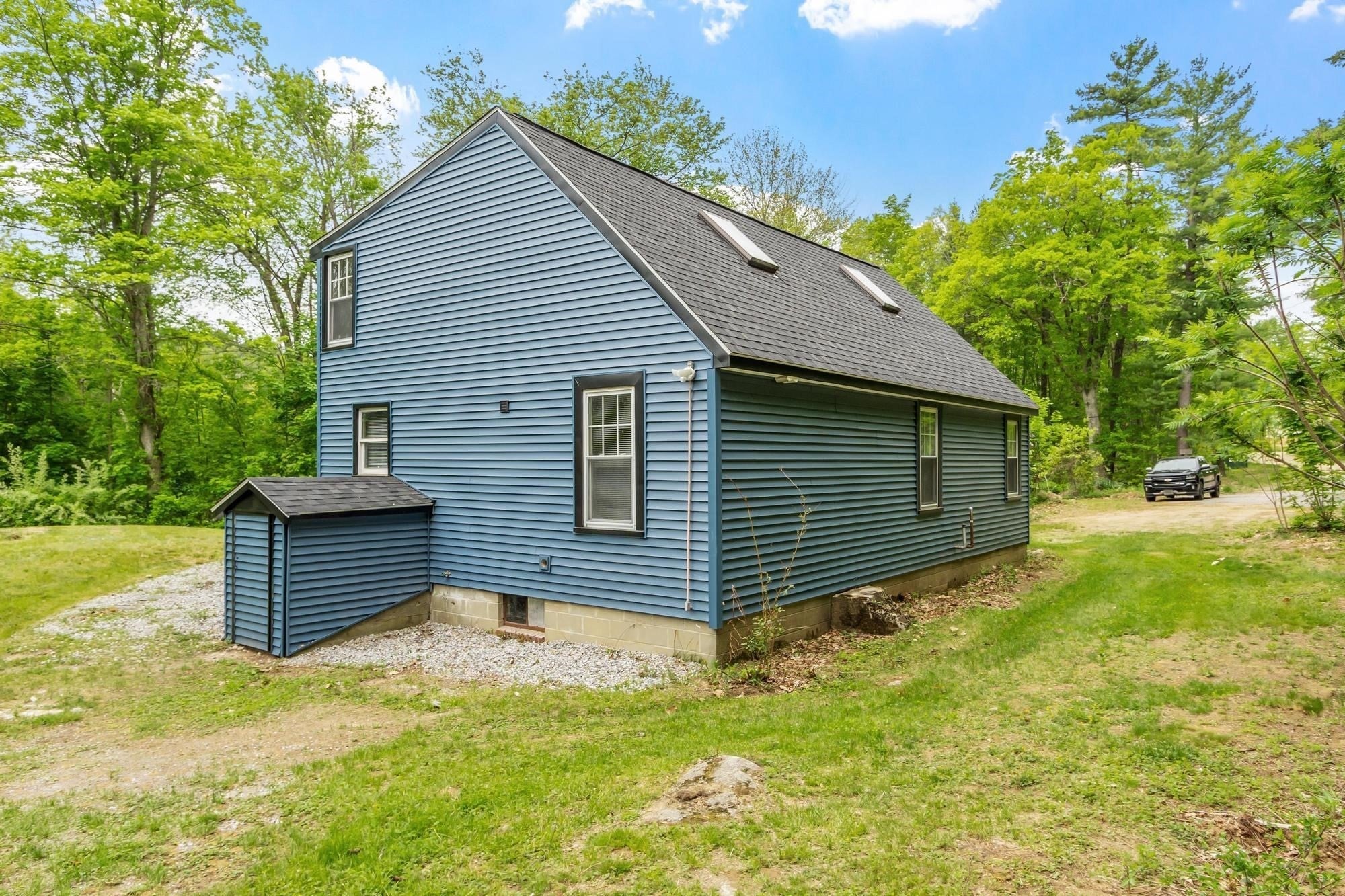 258 Allen St