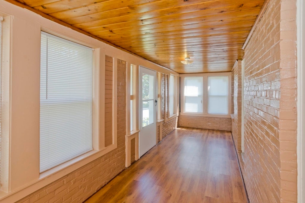 86 Laurence St, Springfield, MA Photo #12