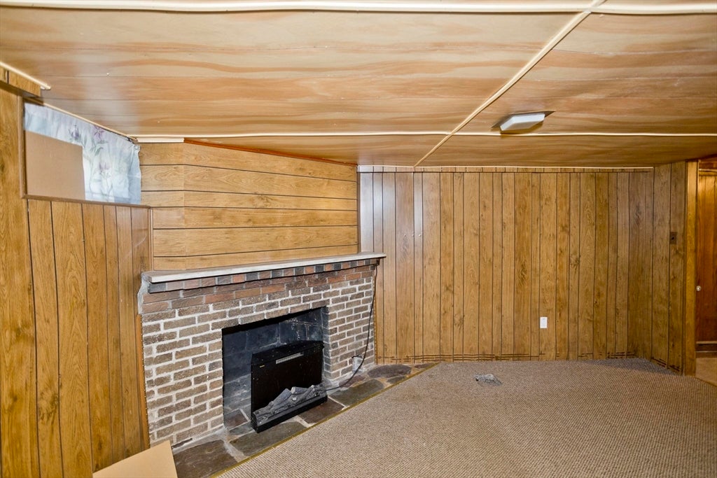 86 Laurence St, Springfield, MA Photo #31