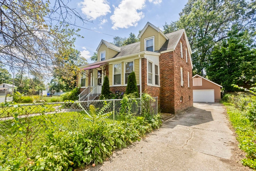 86 Laurence St, Springfield, MA Photo #41