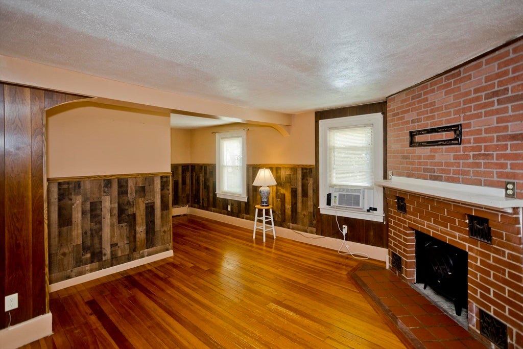 86 Laurence St, Springfield, MA Photo #6