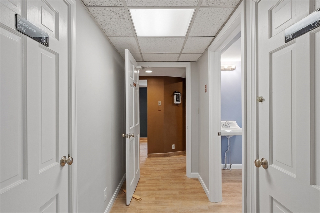 48 Pleasant St