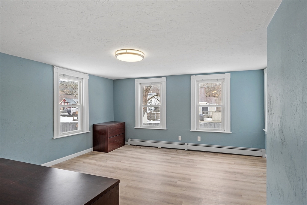 48 Pleasant St