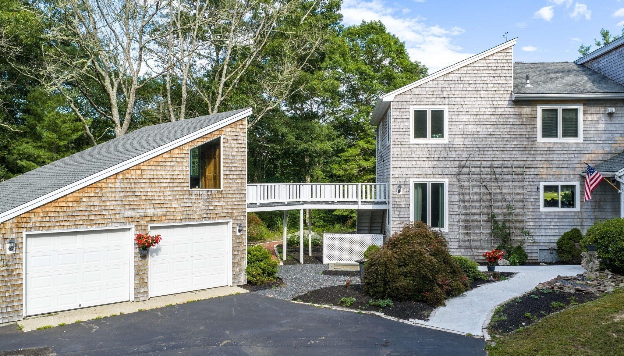 46 Holly Pond Rd, Marion MA 02738