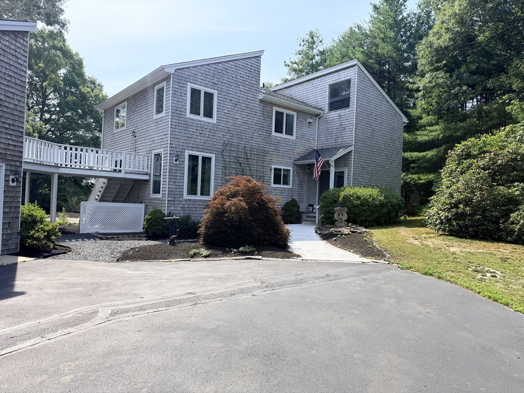 46 Holly Pond Rd