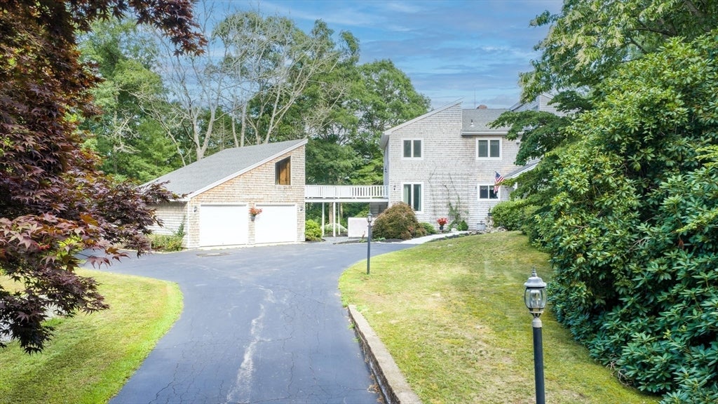 46 Holly Pond Rd