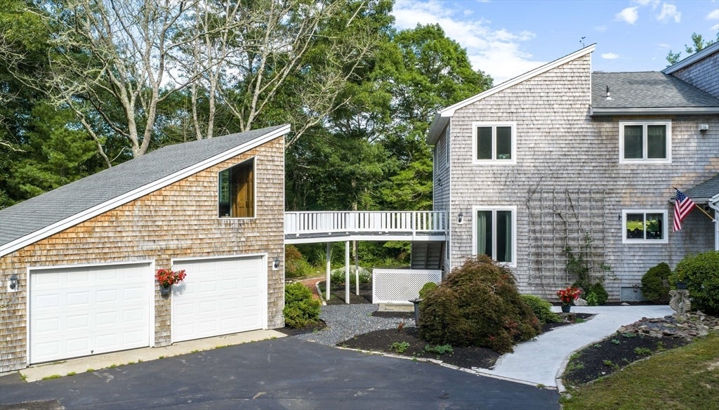 46 Holly Pond Rd