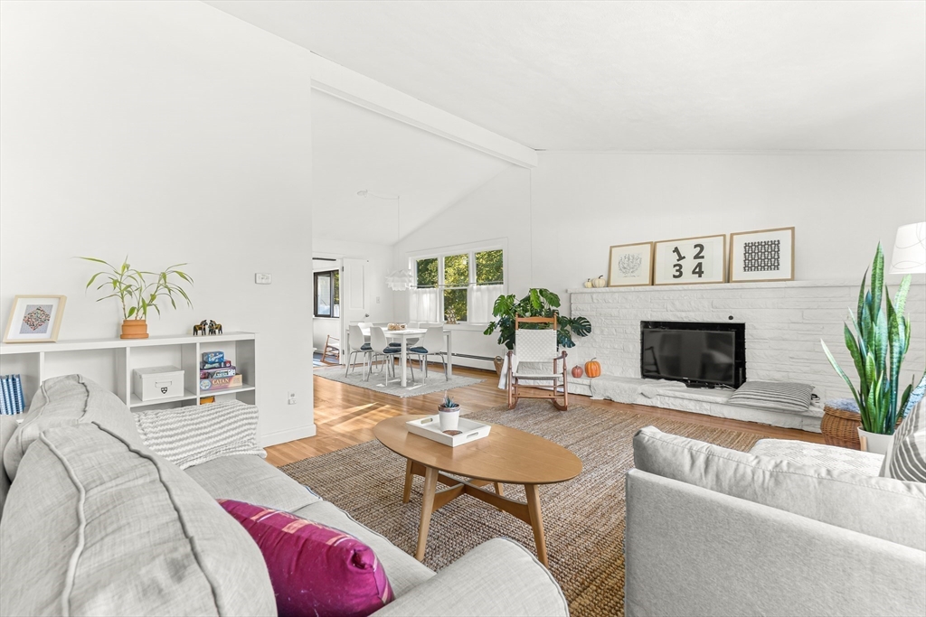 23 Cottonwood Rd