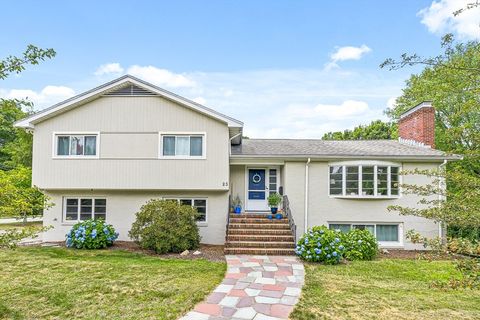 23 Cottonwood Rd Wellesley MA 02482